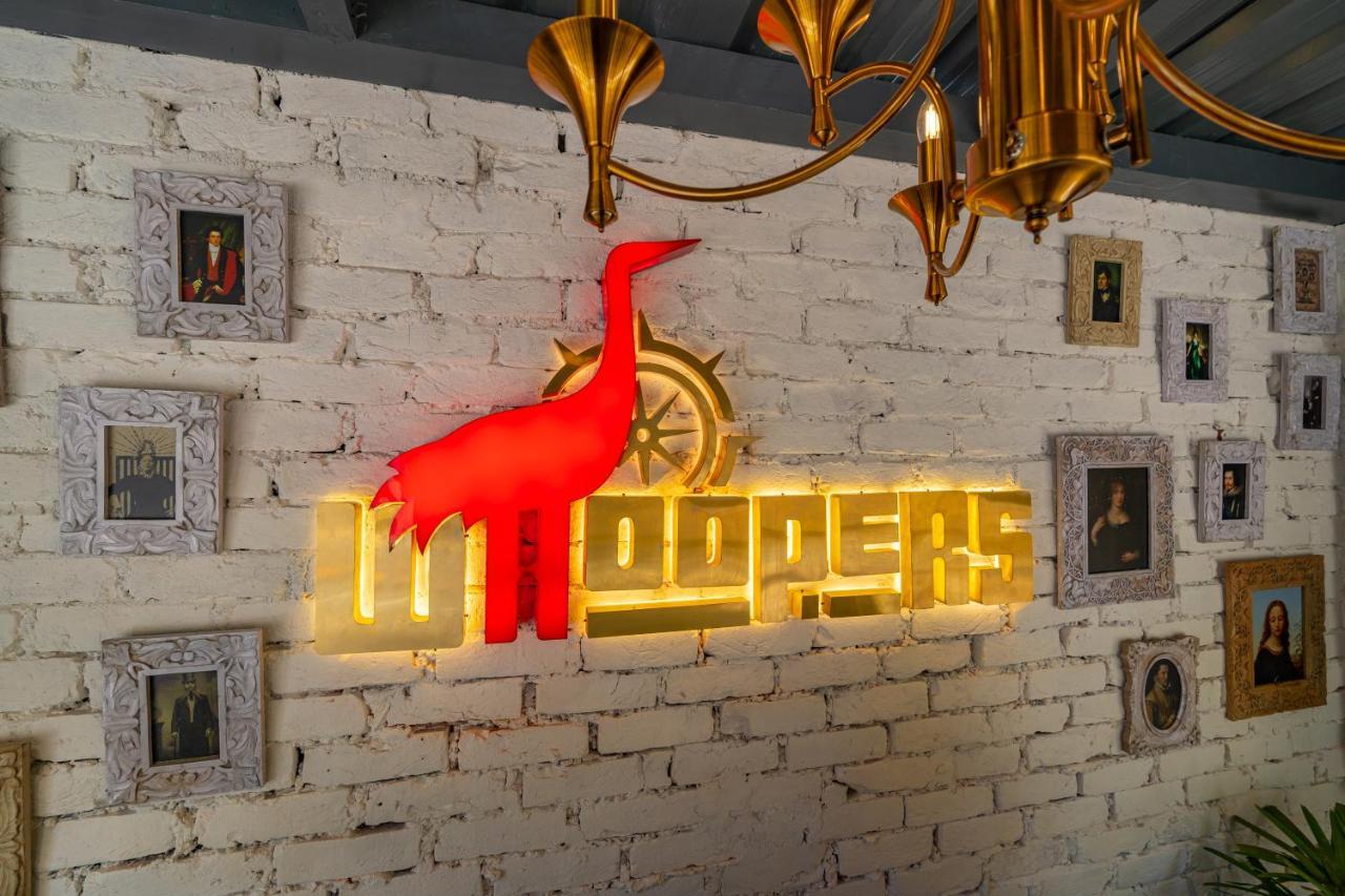 Хостел Whoopers Boutique Касоль Экстерьер фото
